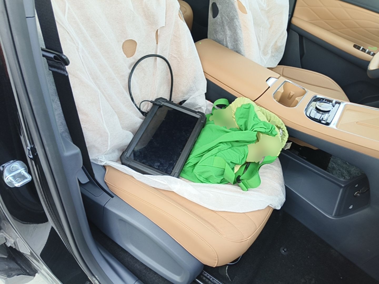 Geely Galaxy Xingjian 7 EM-i 2026 Model 130km Launch Edition — снимка 19