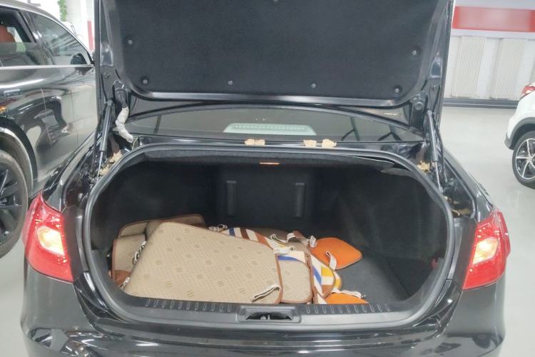 Used Hongqi H7 2015 3.0L Luxury Model