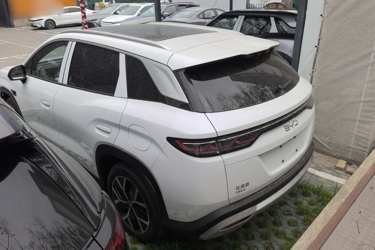 Used BYD Song L DM-i 2026 Model 130KM Superior Version Exterior 5