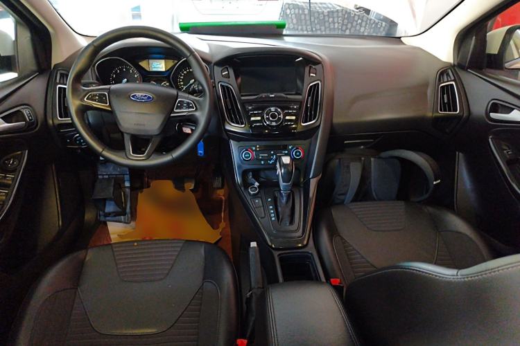 Used Ford Focus 2017 Hatchback EcoBoost 125 Automatic - Ultra-Powerful Style Edition with Smart Drive Features
