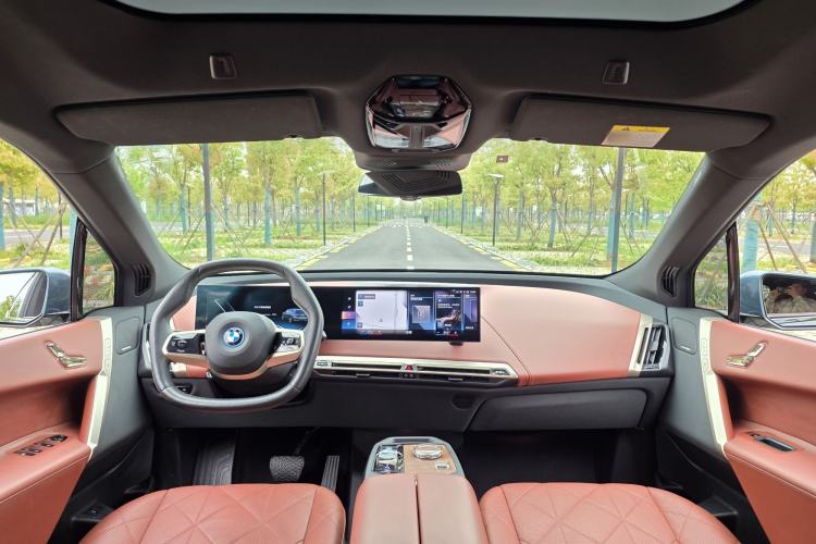 Used BMW iX 2022 xDrive50 Interior 9