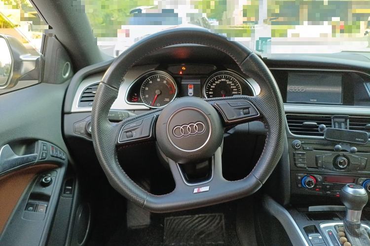 Used Audi A5 2010 3.2 coupe quattro
