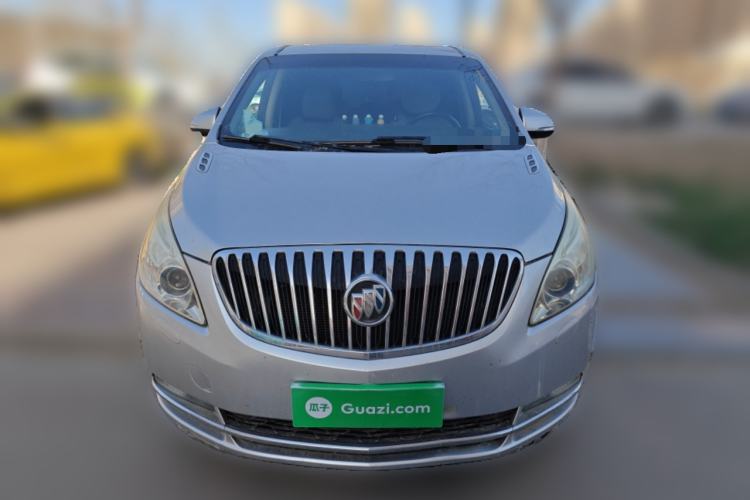Used Buick GL8 2013 3.0L GT Luxury Business Haoya Edition Front