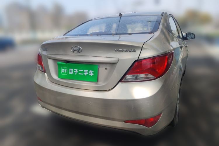 Used Hyundai Verna (older generation) 2014 1.4L Automatic Smart GLS Rear Right 45 Deg