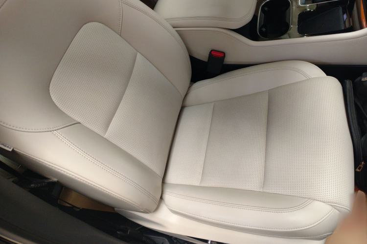 Used Li Auto ONE 2021 Extended-Range 6-Seater Version Right Front Seat