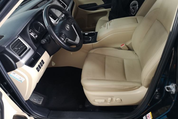 Used Toyota Highlander 2018 2.0T Four-Wheel Drive Luxury Version 7 Seats China VI Standard Left Front Seat