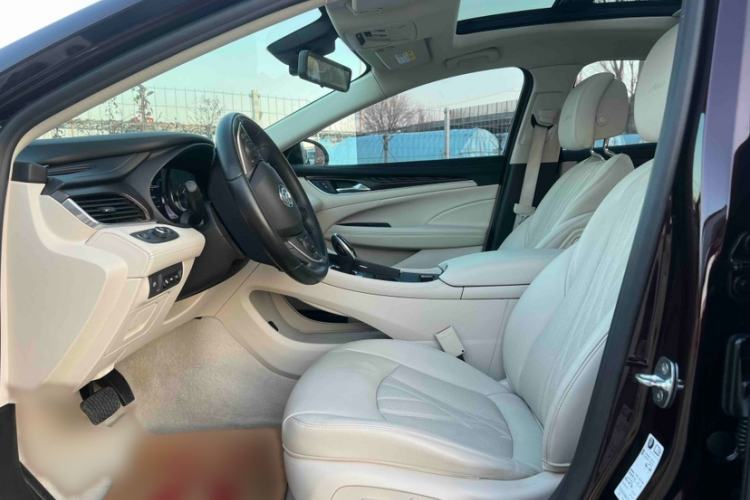 Used Buick LaCrosse 2022 Avenir Avia First Edition