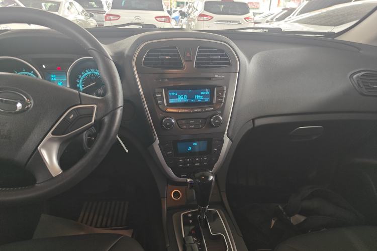 Used GAC Trumpchi GS5 2013 1.8T Automatic Two-Wheel Drive Elite Edition
