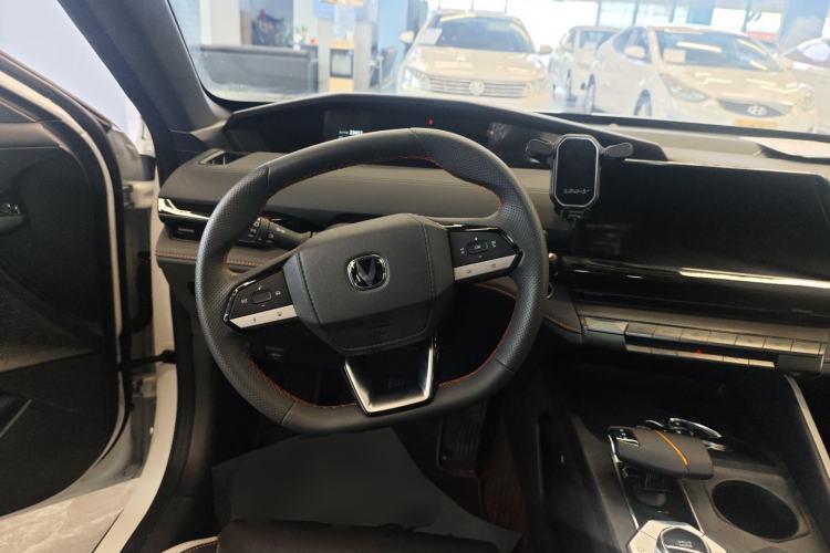 Used CHANGAN UNI-V 2023 1.5T Premium Model Steering Wheel
