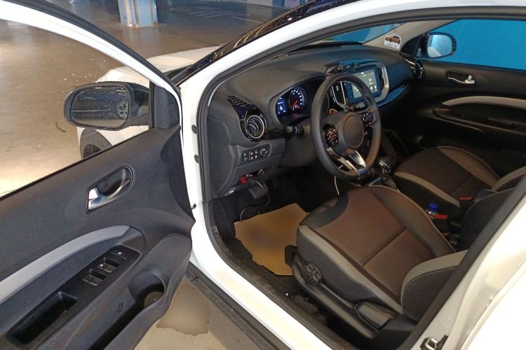 Used Kia kx1 Stonic 2021 1.4L CVT Sunroof Model Driver Seat