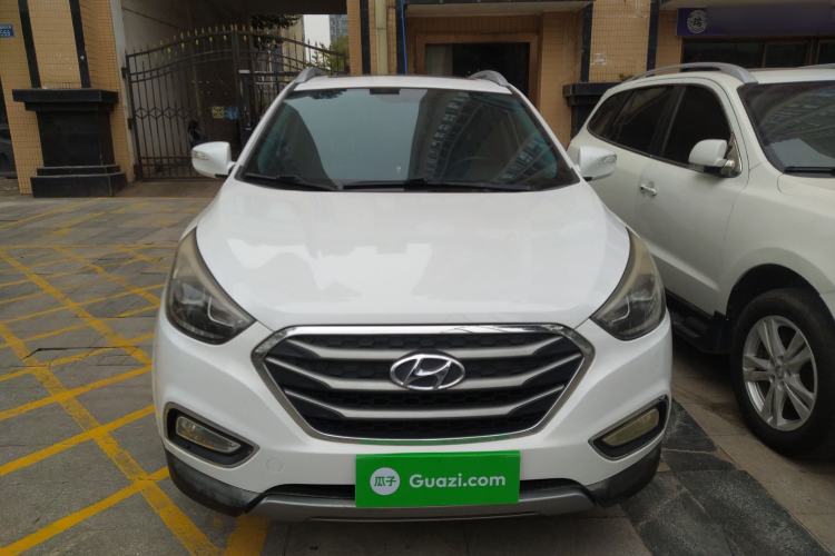 Used Hyundai ix35 2015 2.0L Automatic 2WD Smart Type China IV