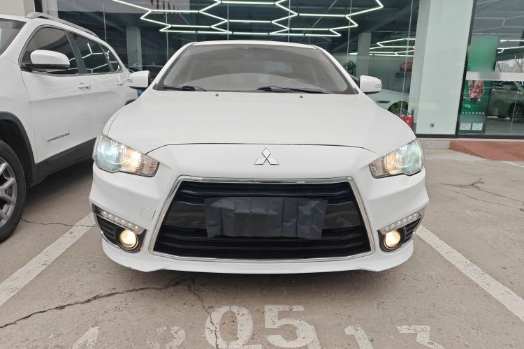 Used Mitsubishi Lancer EX 2015 1.8L CVT ZhiShang Edition China V Standard
