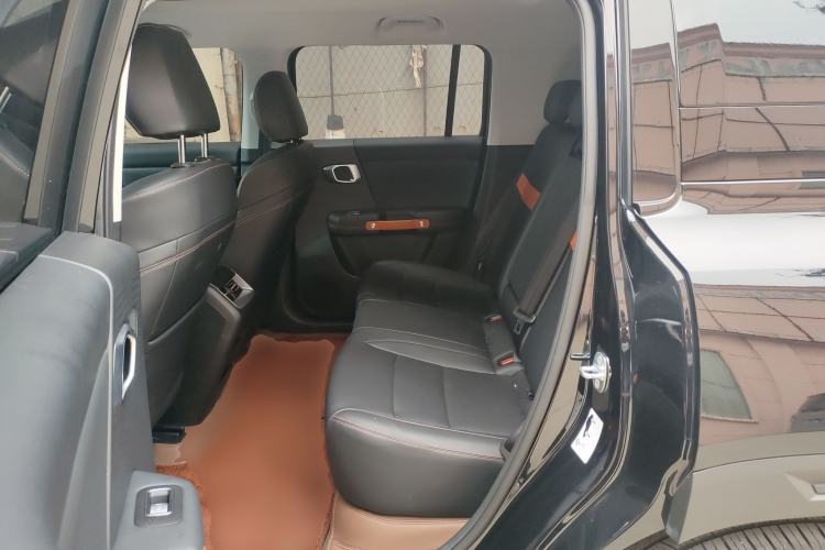 Used BAIC Off-Road BJ30 2026 Model Traveler 1.5T Hybrid Standard Version Left Rear Seat