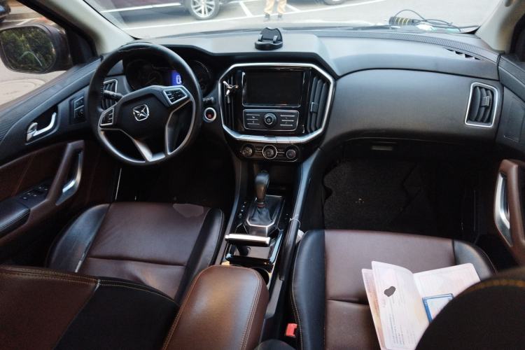 Used JMC Yusheng S350 2016 2.0T Automatic All-Wheel Drive Gasoline Ultra-Luxury 5-Seater
