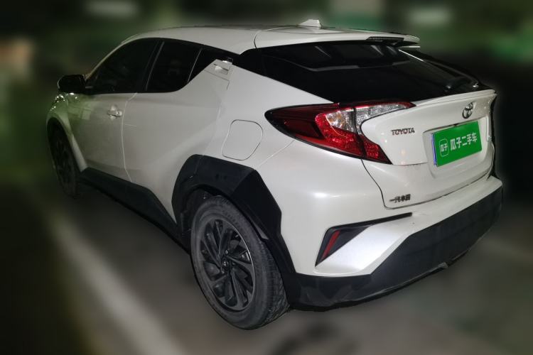 Used Toyota IZOA 2018 2.0L Yichi Version China VI Standard