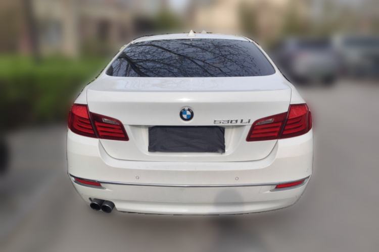 Used BMW 5 Series 2013 530Li Leading Model
