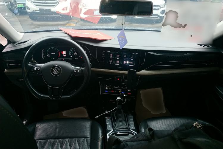 Used Volkswagen Passat 2020 330TSI Luxury Edition China VI