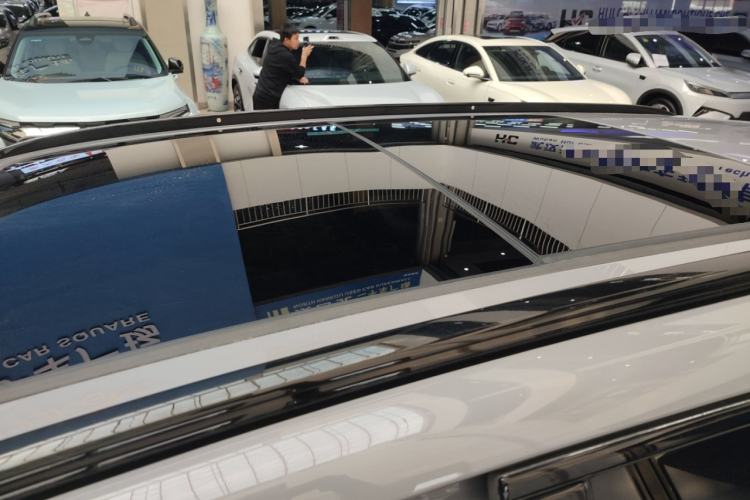 Used BYD Tang New Energy 2025 DM-i 115KM Cloud Ride Flagship Model Roof