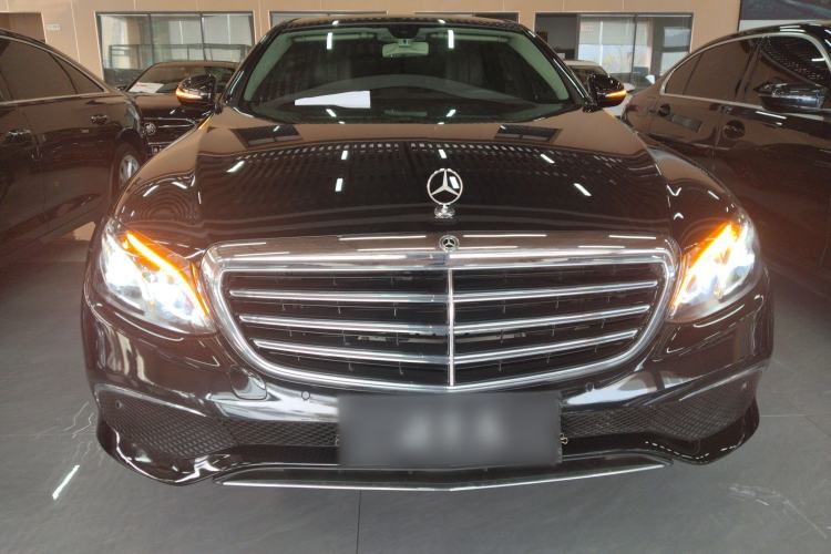 Used Mercedes-Benz E-Class 2020 E 260 L
