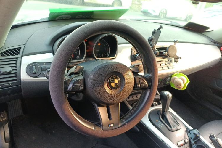 Used BMW Z4 2007 3.0si two-door sports car Steering Wheel