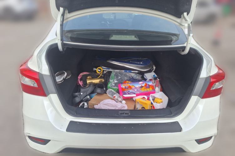 Used Nissan Sylphy 2018 1.6XV CVT Deluxe Edition Trunk