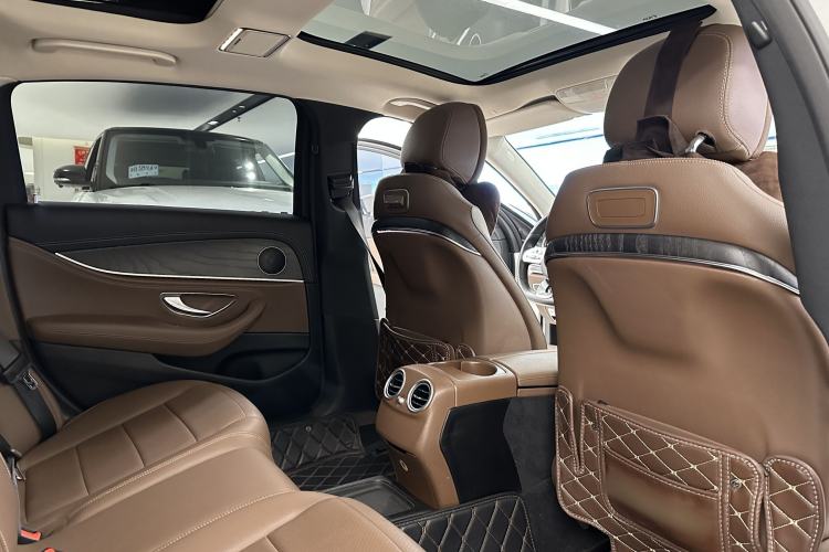 Used Mercedes-Benz E-Class 2019 Restyled E 300 L Sporty and Stylish Edition
