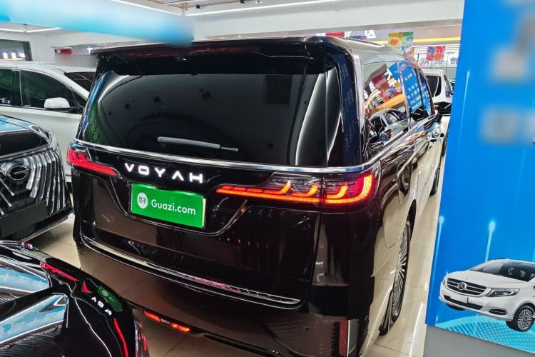 Used VOYAH Dream 2025 PHEV Four-Wheel-Drive Flagship Version – Qiankun Edition
