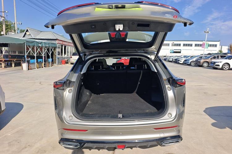 Used Oshan Z6 2022 Blue Whale 1.5T DCT Luxury Model
