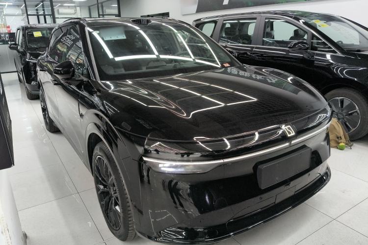 Used Zeekr 7X 2025 100 kWh Long-Range Rear-Wheel Drive with Intelligent Driving Features