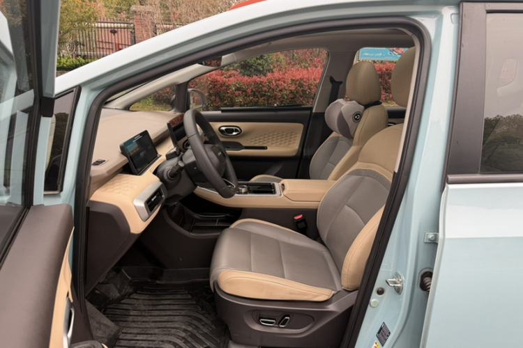 Used AION Y 2021 70 Enjoyment Tech Edition