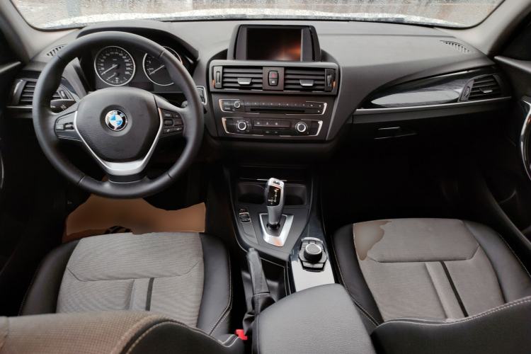 Used BMW 1 Series 2013 Revised 116i Urban Edition Center Console