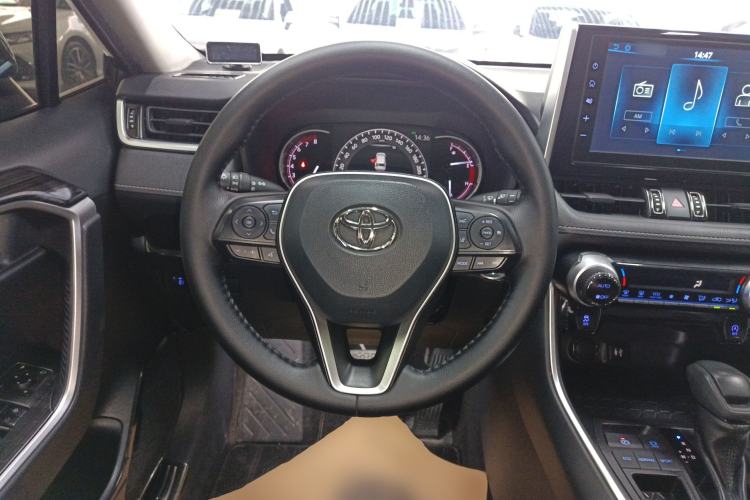 Used Toyota RAV4 2020 2.0L CVT Two-Wheel Drive Fashion Edition