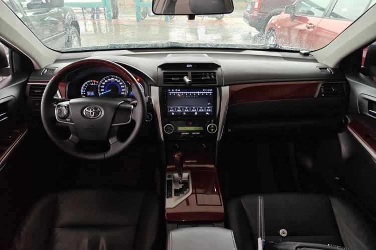 Used Toyota Camry 2013 2.0G Comfort Edition
