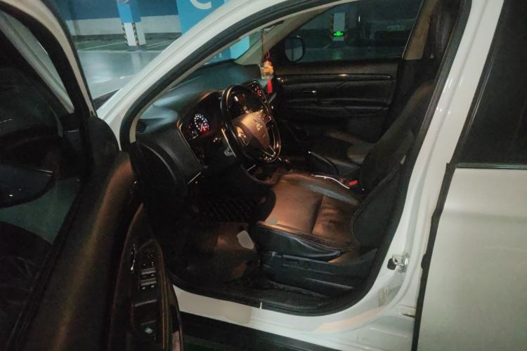 Used Mitsubishi Outlander 2016 2.4L 4x4 Elite Edition 5 Seats