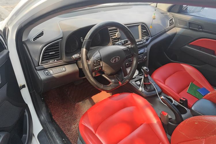 Used Hyundai Elantra (6th Generation / Lingdong) 2018 1.4T Dual-Clutch Xuan Dong · Dynamic Edition Steering Wheel