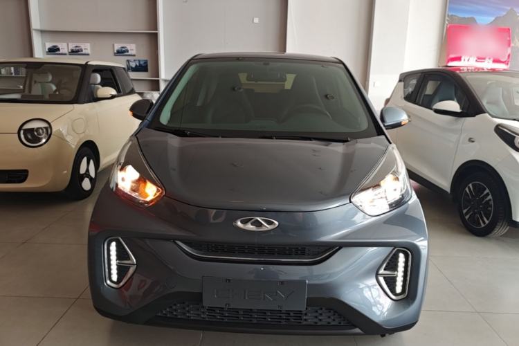 Used Chery QQ Little Ant 2021 200 000-Yuan Ant Fan Edition Oxygen Version Lithium Iron Phosphate 301 km Front