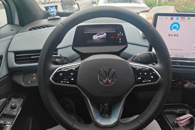 Used Volkswagen ID.4 X 2025 Smart Version Pure & Intelligent Enjoyment Edition
