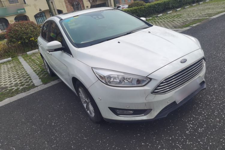Used Ford Focus 2015 Sedan EcoBoost 180 Automatic Flagship Model
