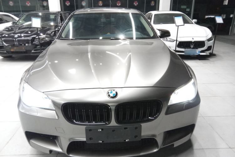 Used BMW 5 Series 2014 525Li Leading Model Front