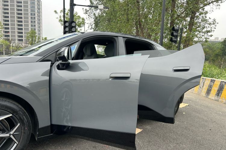 Used Lynk & Co Z20 2025 530 km Range Rear-Wheel Drive Max