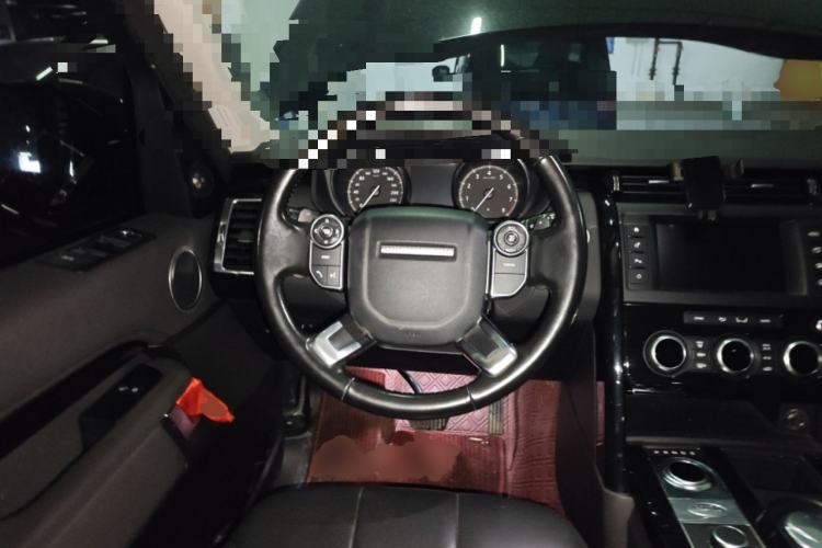 Used Land Rover Discovery 2017 3.0 SC V6 SE Steering Wheel