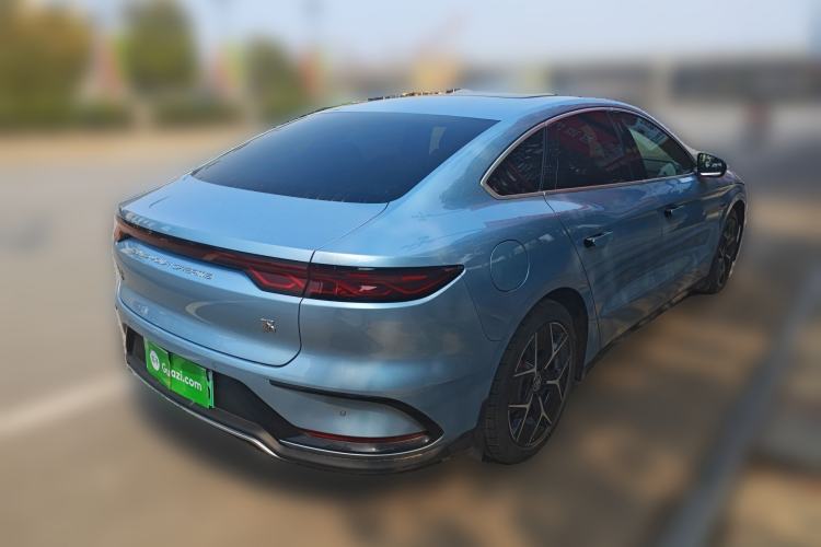 Used BYD Han 2023 DM-i Champion Edition 200KM Flagship Model

