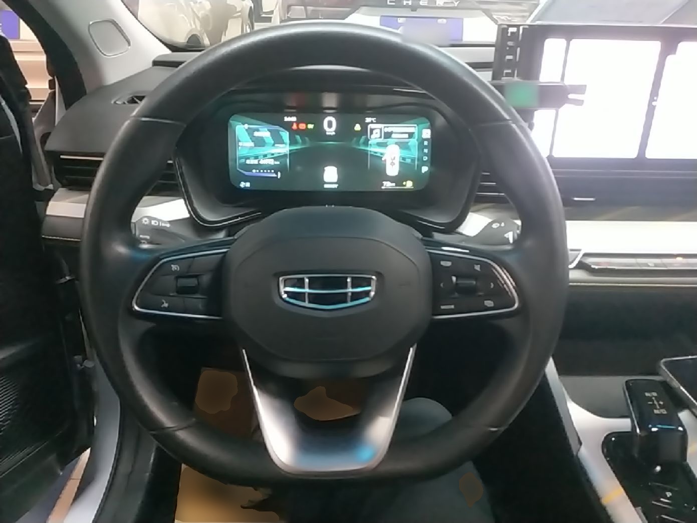 Geely Auto Emgrand L HiP 2024 Longteng Edition 1.5TD-DHT Pro 100KM Superior Model — снимка 13