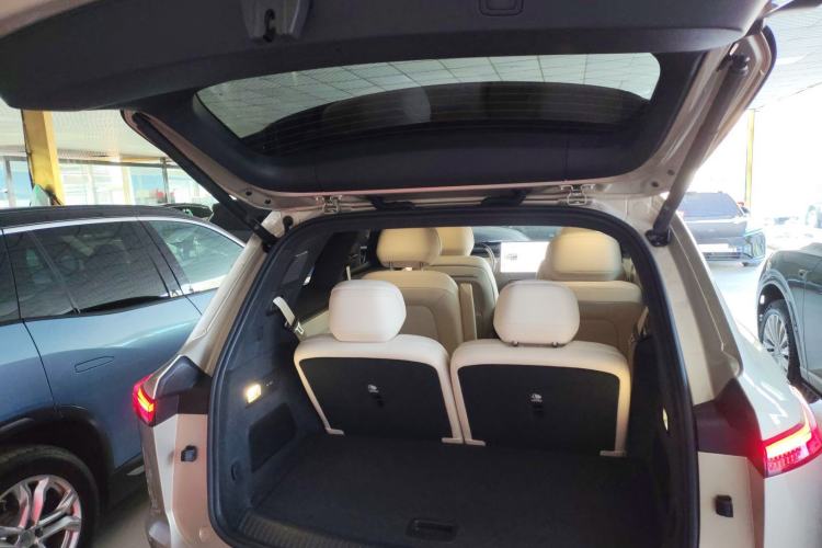 Used ONVO Luxeed L90 2025 Model—Max Six-Seater Version Trunk