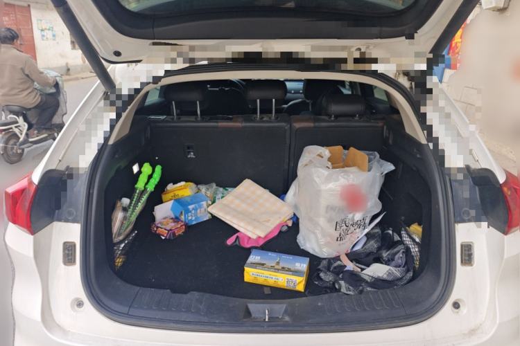 Used Wey VV5 2020 1.5T Two-Wheel Drive Smart Pioneer Trunk