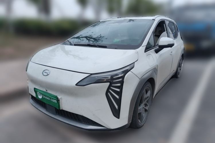 Used AION Y 2022 Plus 70 Tech Edition