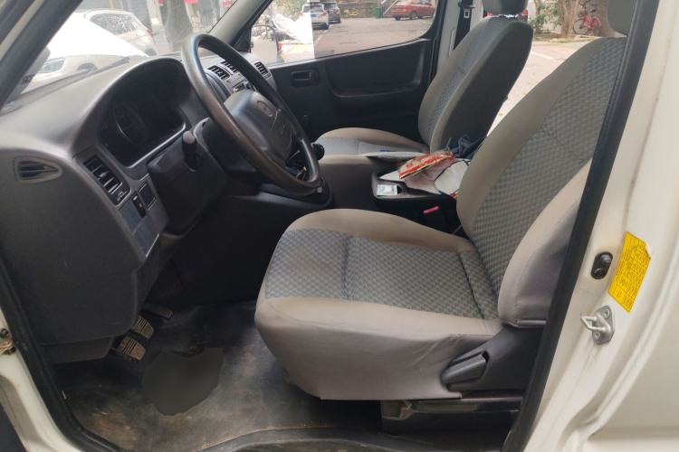 Used Jinbei Express 2017 2.0L Standard Version V19
