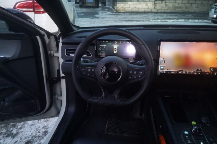 Used BYD Seal 06 New Energy 2025 DM-i Smart Drive 80KM Luxury Model Steering Wheel