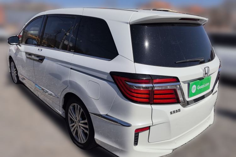 Used Honda Elysion 2016 2.4L Luxury Edition
