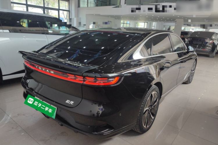 Used VOYAH PASSION 2023 Four-Wheel Drive Standard Edition Rear Right 45 Deg